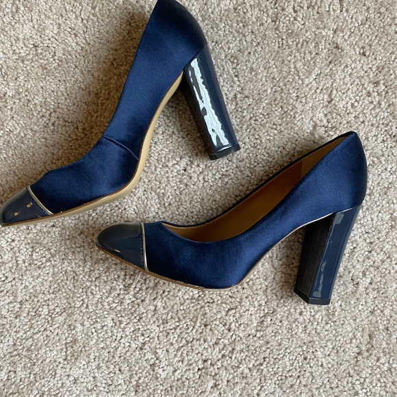 J Crew factory Satin Cap toe Navy Pumps, 6.5 - Picture 6 of 6